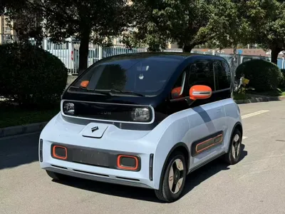 Baojun KiWi EV 2022, 29300 км, за 30800 CNY - фото 1