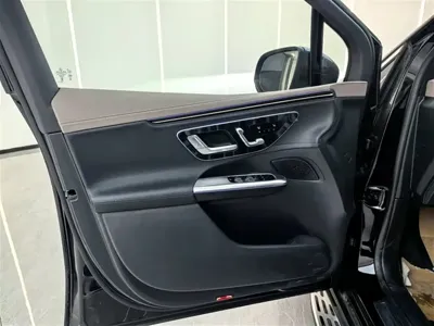 Mercedes-Benz EQE SUV 2025, 1000 км, за 246000 CNY