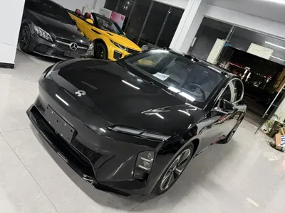 Nio ET5 2026, 700 км, за 216800 CNY