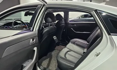 Hyundai Sonata 2018, 172767 км, за 8500000 KRW - фото 11