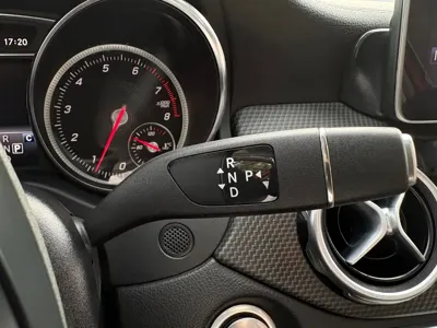 Mercedes-Benz GLA 2018, 74000 км, за 55800 CNY - фото 16