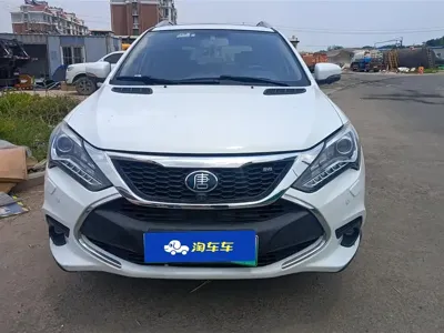 BYD Tang New Energy 2018, 143000 км, за 30900 CNY - фото 2