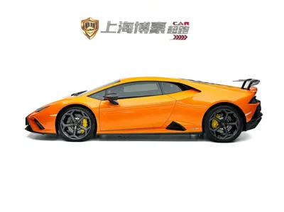 Lamborghini Huracán 2023, 9000 км, за 2077700 CNY - фото 5