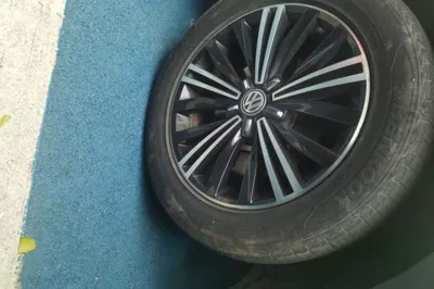 Volkswagen Tiguan L 2020, 84900 км, за 82149.98 CNY - фото 8