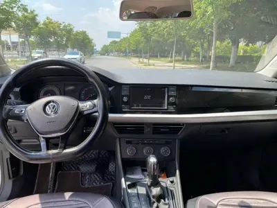 Volkswagen Lavida 2020, 80000 км, за 53600 CNY - фото 9