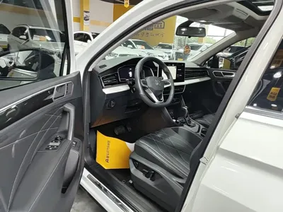 Volkswagen Tiguan L 2024, 21400 км, за 113000 CNY - фото 16