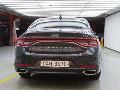 Hyundai Grandeur 2018, 170579 км, за 12000000 KRW