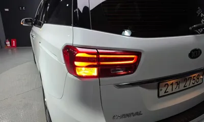 Kia Canival 2019, 101613 км, за 18800000 KRW - фото 23