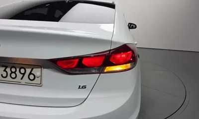 Hyundai Avante 2018, 57038 км, за 11990000 KRW - фото 23