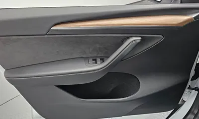 Tesla Model Y 2024, 14297 км, за 41900000 KRW - фото 24