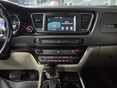 Kia Canival 2016, 204023 км, за 6790000 KRW - фото 15