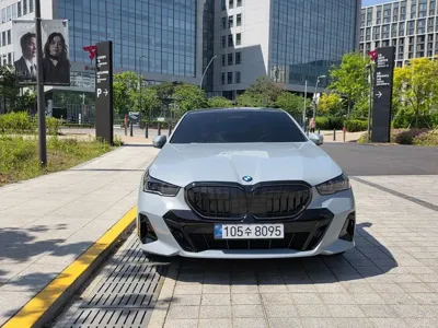 BMW 5-Series 2024, 52000 км, за 65000000 KRW