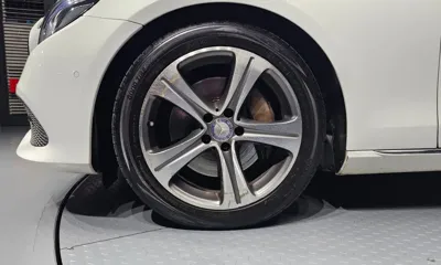Mercedes-Benz E-Class 2017, 87588 км, за 19200000 KRW - фото 5