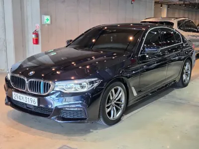BMW 5-Series · 2020 год