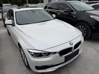 BMW 3 Series 2017, 90000 км, за 52800 CNY