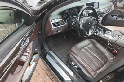 BMW 7 Series 2018, 184500 км, за 157087.47 CNY - фото 19