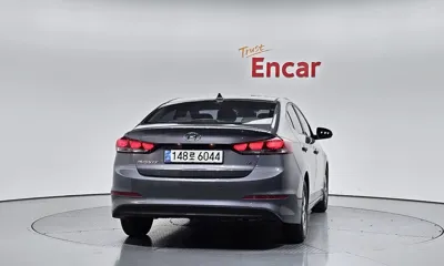 Hyundai Avante 2018, 135204 км, за 8730000 KRW