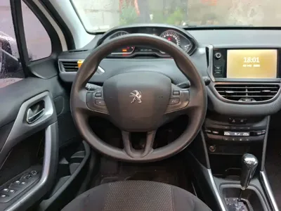Peugeot 2008 2016, 68400 км, за 23700 CNY - фото 3