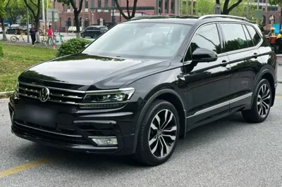 Volkswagen Tiguan L 2021, 62200 км, за 121612.57 CNY - фото 1
