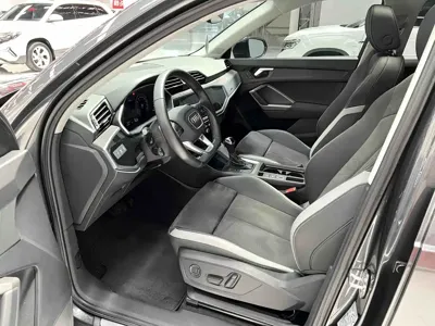Audi Q3 2023, 10400 км, за 219800 CNY - фото 7