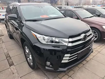 Toyota Highlander 2021, 66000 км, за 155800 CNY - фото 2