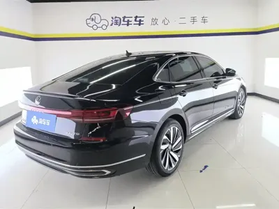 Volkswagen Passat 2022, 48000 км, за 113600 CNY - фото 3