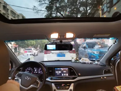 Hyundai Elantra (6th Generation 2016, 50599 км, за 40706.24 CNY - фото 19