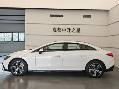Mercedes-Benz EQE 2025, 9000 км, за 226800 CNY