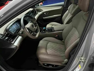 BYD Han 2025, 7000 км, за 128000 CNY