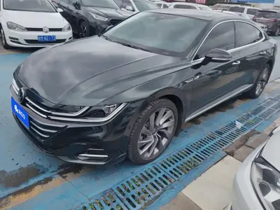Volkswagen CC · 2022 год