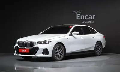 BMW 5-Series · 2025 год