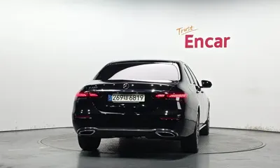 Mercedes-Benz E-Class 2021, 64803 км, за 30900000 KRW