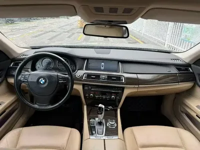 BMW 7 Series 2011, 160000 км, за 36800 CNY