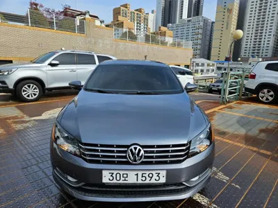 Volkswagen Passat · 2015 год