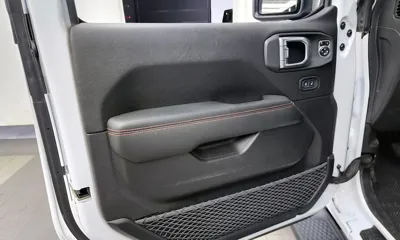 Jeep Wrangler 2019, 63329 км, за 39900000 KRW - фото 24
