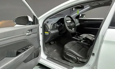 Hyundai Avante 2020, 89990 км, за 11800000 KRW - фото 10