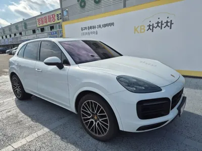 Porsche Cayenne 2019, 66306 км, за 82000000 KRW - фото 2