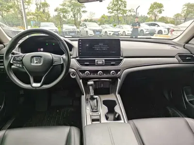 Honda Accord 2023, 47500 км, за 97800 CNY - фото 8
