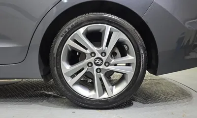 Hyundai Avante 2018, 64254 км, за 12600000 KRW - фото 21