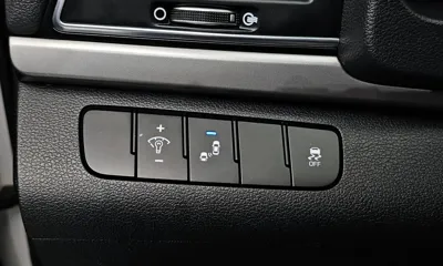 Hyundai Avante 2017, 62033 км, за 9500000 KRW - фото 19