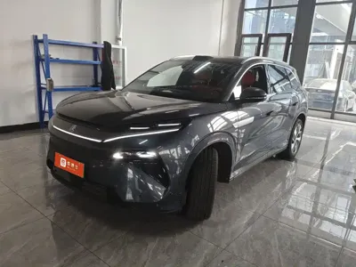 BYD 唐L · 2025 год