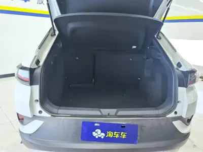 Volkswagen ID.4 Crozz 2025, 12100 км, за 106100 CNY