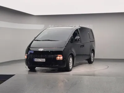 Hyundai Staria · 2025 год