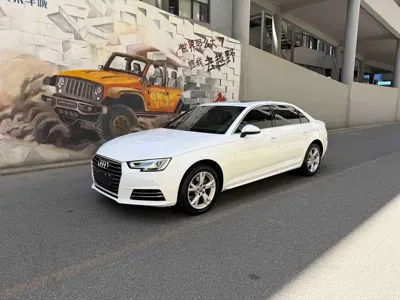 Audi A4L · 2018 год