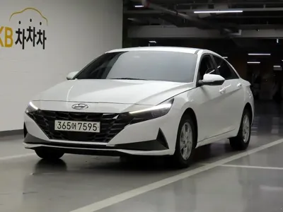 Hyundai Avante · 2023 год