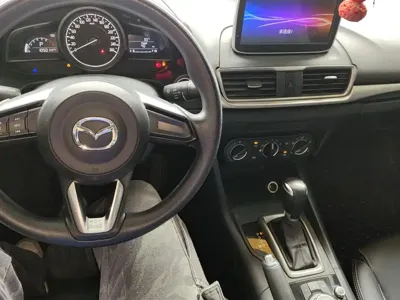 Mazda 3 Axela 2017, 105000 км, за 38700 CNY - фото 12