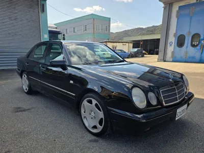 Mercedes-Benz E-Class 1996, 148000 км, за 4200000 KRW