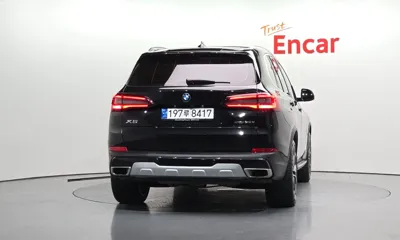 BMW X5 2023, 32691 км, за 75000000 KRW