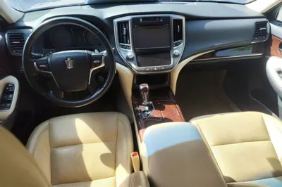 Toyota Crown 2018, 139400 км, за 105300.54 CNY - фото 18