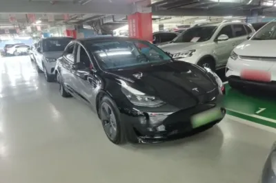 Tesla Model 3 2021, 123400 км, за 126401.64 CNY